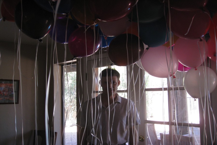 ../image/bill and the balloons 1.jpg